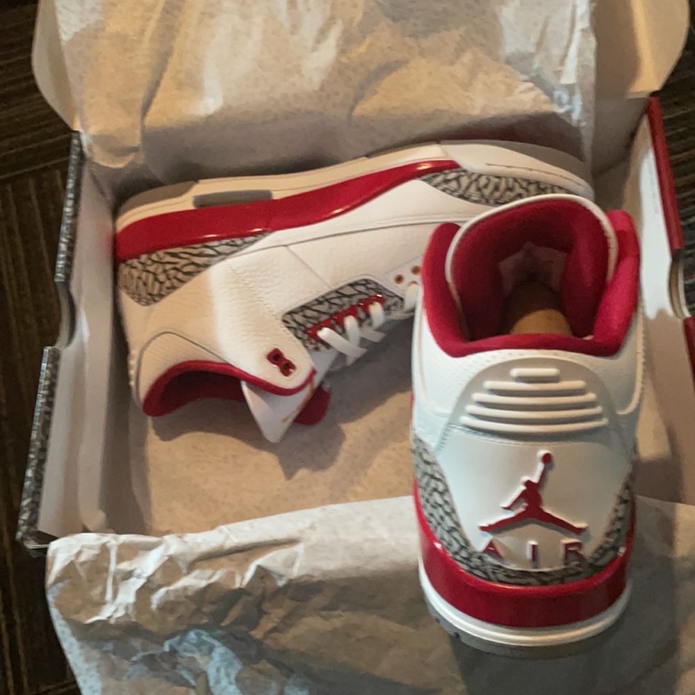 Jordan retro 3 Cardinal size 12 M - Picture 2 of 3